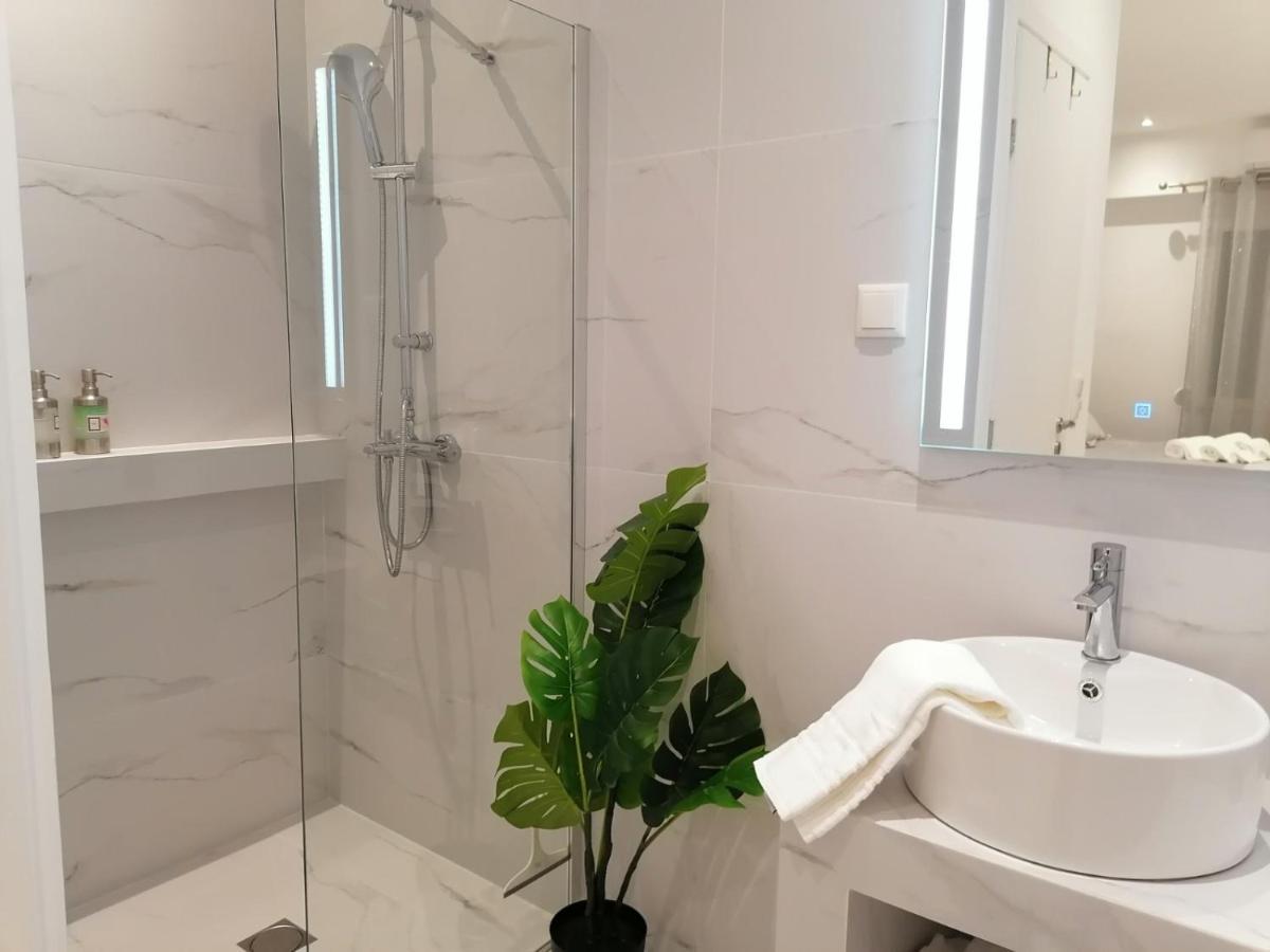 The Syntagma Luxury Suite Афіни Екстер'єр фото